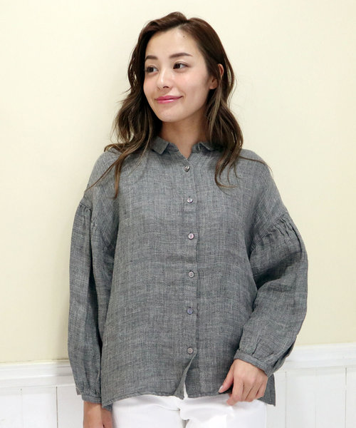 Avec des tenue(アヴェックデトゥニュ)の「【Avec des tunue/アヴェック デ トゥニュ】変形袖ブラウス 1-10017 KDU(シャツ/ブラウス・レディース・グレー/ベージュ/ネイビー・FREE)」の1枚目の写真