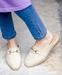 ビット付きスクエアトゥバブーシュローファーシューズ