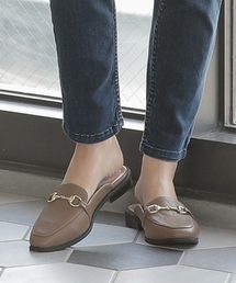 ビット付きスクエアトゥバブーシュローファーシューズ