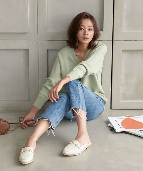 KOBE LETTUCE(コウベレタス)の「ビット付きスクエアトゥバブーシュローファーシューズ(サンダル・レディース・ホワイト系その他/ベージュ系その他/ホワイト/ブラック/ブラウン系その他/ブラック系その他/グレイッシュベージュ/ブラウン系その他2/ブラック系その他2/ホワイト系その他2/ベージュ系その他2・L/LL/M/S)」の16枚目の写真