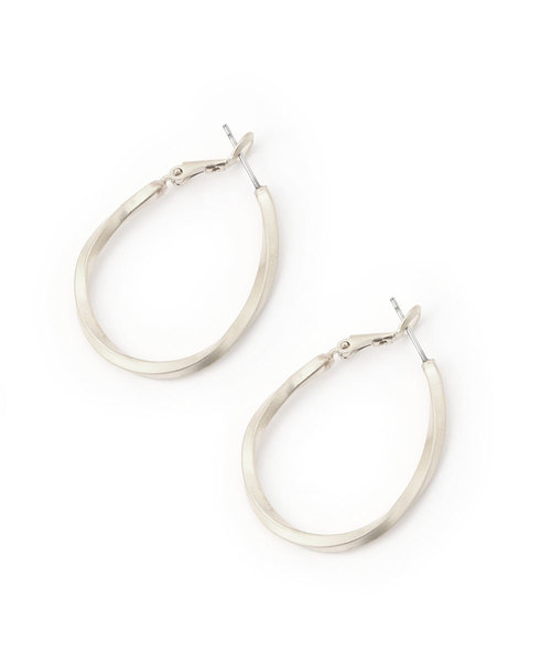 colleca la（コレカラ）の「ねじれドロップフープピアス（ピアス（両耳用）・レディース・シルバー/ゴールド・ﾌﾘ-）」の4枚目の写真