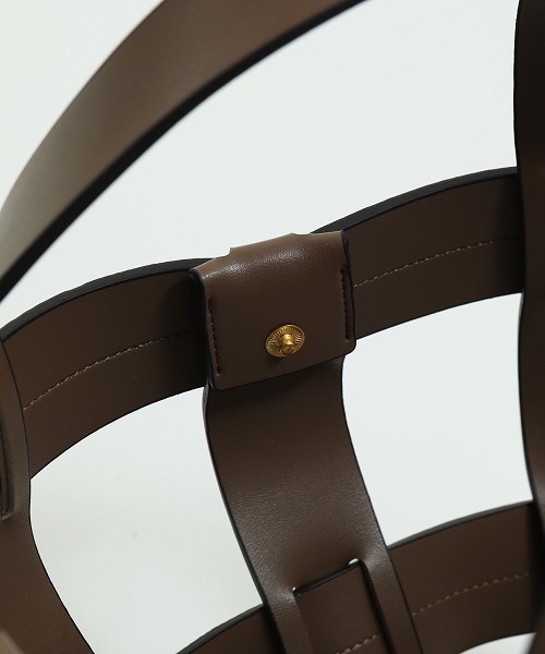 TODAYFUL（トゥデイフル）の「フェイクレザーバスケットバッグ（ハンドバッグ・レディース・ホワイト/モカ・FREE）」の8枚目の写真