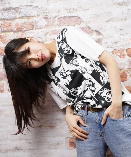 おしゃれスタ(オシャレスタ)の「モノトーンガールズフォトプリントクルーネックTシャツ(KU)(Tシャツ/カットソー・メンズ・ホワイト/ブラック・M/L)」の9枚目の写真