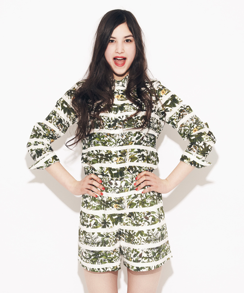 Ray BEAMS（レイビームス）の「●White Mountaineering×Ray BEAMS / 別注 ボタニカルボーダー シャツ（シャツ/ブラウス・レディース・グリーン/ネイビー・ONE SIZE）」の2枚目の写真