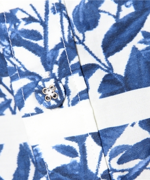 Ray BEAMS（レイビームス）の「●White Mountaineering×Ray BEAMS / 別注 ボタニカルボーダー シャツ（シャツ/ブラウス・レディース・グリーン/ネイビー・ONE SIZE）」の7枚目の写真