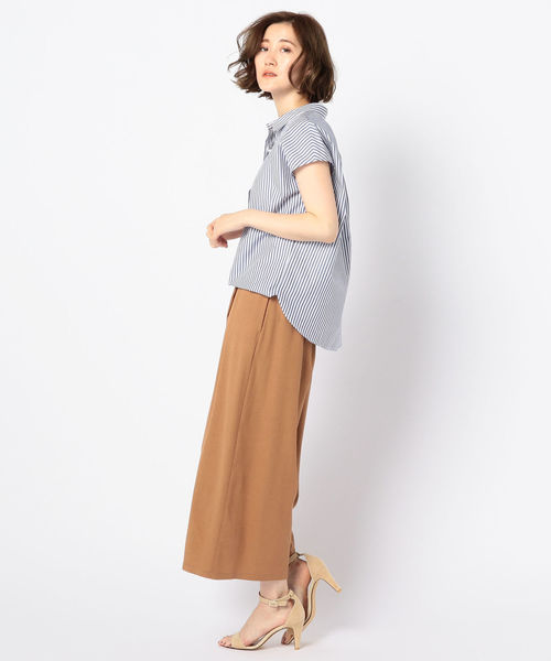 NOLLEY’S(ノーリーズ)の「パール釦半袖2wayブラウス(シャツ/ブラウス・レディース・ホワイト/グレー系その他3/ブルー系その他3/パープル系その他3・36/38)」の5枚目の写真