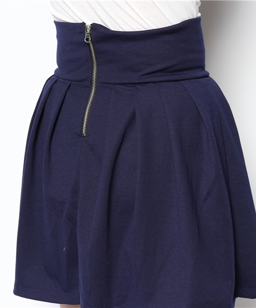 WEGO（ウィゴー）の「WEGO/ポンチタックフレアスカート（スカート・レディース・グリーン/ネイビー/レッド/オフホワイト・FREE）」の7枚目の写真