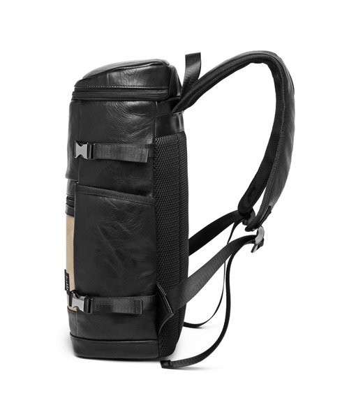 GUSCIO UOMO(グッシオ ウォーモ)の「【グッシオ ウォーモ】 BOX型 縦型リュックサック(バックパック/リュック・レディース・ブラック/ネイビー/カーキ/ブラウン・FREE)」の6枚目の写真