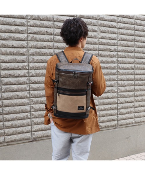 GUSCIO UOMO(グッシオ ウォーモ)の「【グッシオ ウォーモ】 BOX型 縦型リュックサック(バックパック/リュック・レディース・ブラック/ネイビー/カーキ/ブラウン・FREE)」の18枚目の写真