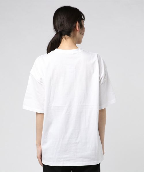 DING(ディング)の「DING/MwfcビッグシルエットTシャツ(Tシャツ/カットソー・レディース・ホワイト/ブラック・FREE)」の14枚目の写真