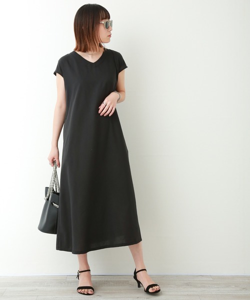 n'ee-ne（ネーネ）の「バックリボンVネックワンピース（ワンピース・レディース・キャメル/ブラック/モスグリーン・M）」の7枚目の写真