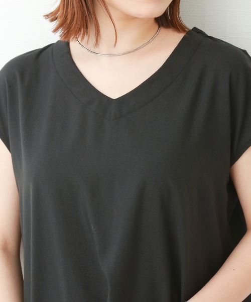 n'ee-ne（ネーネ）の「バックリボンVネックワンピース（ワンピース・レディース・キャメル/ブラック/モスグリーン・M）」の17枚目の写真