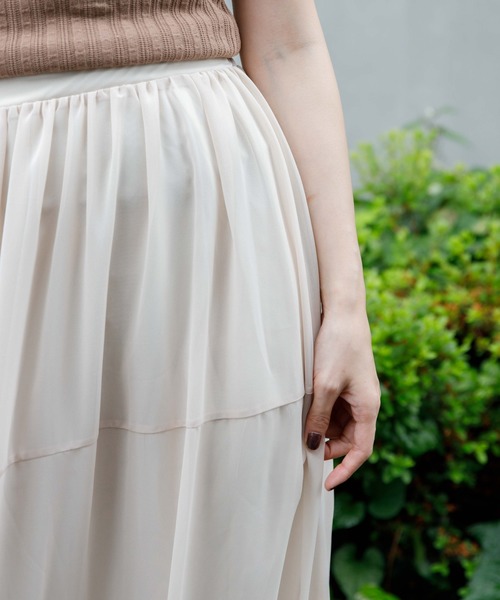 flower(フラワー)の「スウィングティアードスカート(スカート・レディース・ベージュ/ブラウン・FREE)」の11枚目の写真