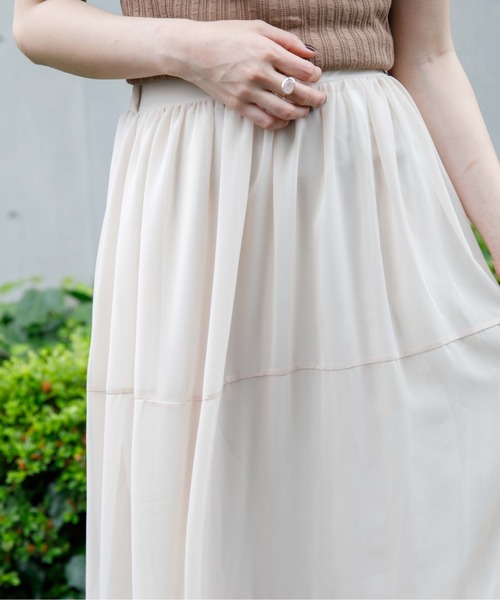 flower(フラワー)の「スウィングティアードスカート(スカート・レディース・ベージュ/ブラウン・FREE)」の12枚目の写真