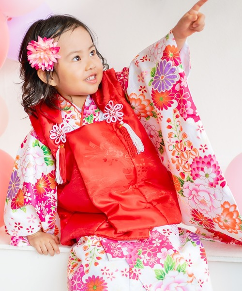 KYOETSU（キョウエツ）の「被布セット 二部式 セパレート 三歳 4点セット (  着物 + 被布 + 伊達衿 + 巾着 )（着物・キッズ・ホワイト系その他4/ホワイト系その他2/ピンク系その他6/パープル系その他/パープル系その他2/ピンク系その他2/イエロー系その他/オレンジ系その他/ピンク系その他5/ブルー系その他/ホワイト系その他/レッド系その他3/ブラック系その他/ブルー系その他2/ピンク系その他/レッド系その他2/ピンク系その他3/ホワイト系その他3/レッド系その他/ピンク系その他4/その他1/その他2/その他3/その他6/その他4/その他5・90-100cm）」の3枚目の写真