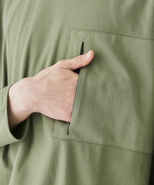 STUDIOUS（ステュディオス）の「【STUDIOUS】ZIPポケットロングスリーブTシャツ（Tシャツ/カットソー・メンズ・カーキ/ホワイト/ブラック/グレー・3/1/2）」の5枚目の写真