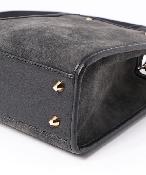 reca（レカ）の「パイピングスクエアトート（ショルダーバッグ・レディース・ブラック/ブラウン/カーキ・ONE SIZE）」の4枚目の写真