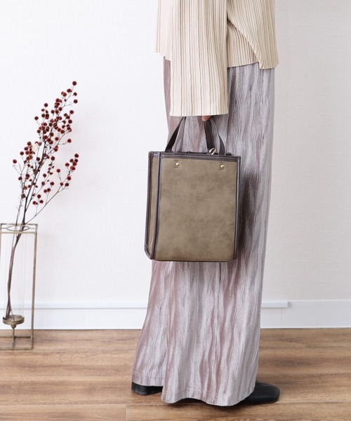 reca（レカ）の「パイピングスクエアトート（ショルダーバッグ・レディース・ブラック/ブラウン/カーキ・ONE SIZE）」の18枚目の写真