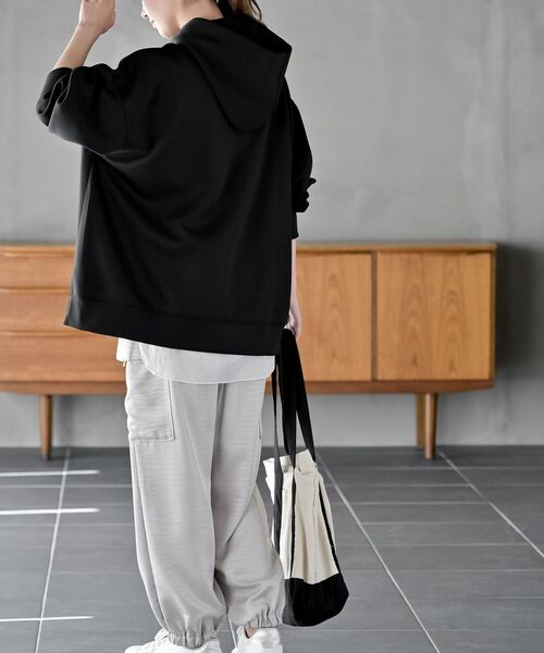 rps（アールピーエス）の「ダンボールプルパーカー（パーカー・レディース・チャコールグレー/ラベンダー/ライトカーキ/グレイッシュベージュ/グレイッシュブルー/ブラウン/カーキ/アイボリー/ブラック・M/フリー）」の21枚目の写真