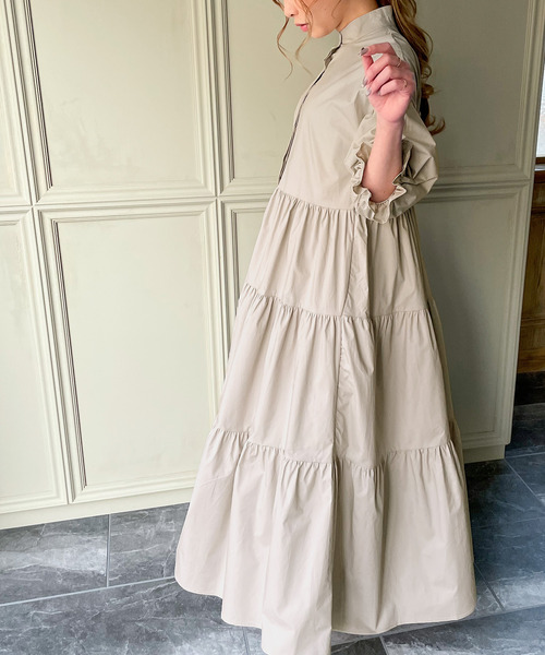 JUNOAH（ジュノア）の「ティアード5分袖スタンドカラーワンピース（ワンピース・レディース・ホワイト/ブラック/ネイビー/グレー/グレイッシュベージュ・MEDIUM/LARGE/X-LARGE）」の12枚目の写真