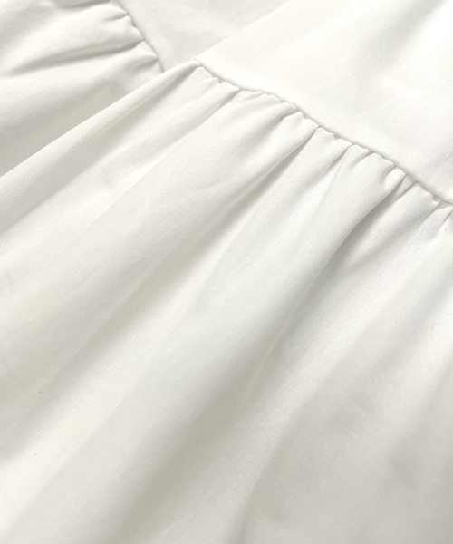 JUNOAH（ジュノア）の「ティアード5分袖スタンドカラーワンピース（ワンピース・レディース・ホワイト/ブラック/ネイビー/グレー/グレイッシュベージュ・MEDIUM/LARGE/X-LARGE）」の20枚目の写真