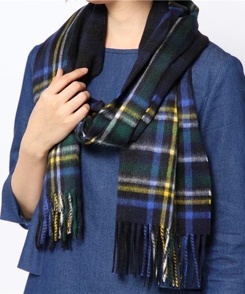 UNITED ARROWS(ユナイテッドアローズ)の「○<BEGG(ベグ)>UA CHK 35 180 マフラー◆(マフラー・レディース・ベージュ/ピンク/レッド/ネイビー・フリー)」の8枚目の写真