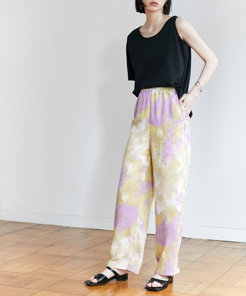 atelier emau ⭐️リバティプリントイージーパンツ美品 atelier emau ⭐️リバティプリントイージーパンツ美品 EMMA