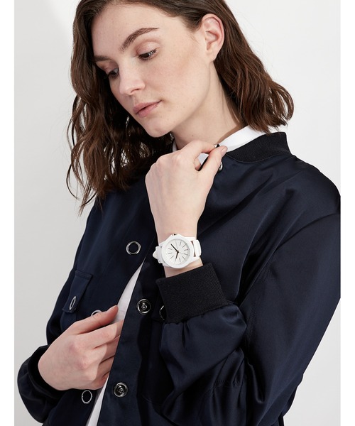 ARMANI EXCHANGE（アルマーニエクスチェンジ）の「【A|X アルマーニ エクスチェンジ】シリコンベルトウォッチLADY BANKS_AX7126（アナログ腕時計・レディース・その他1・FREE）」の5枚目の写真
