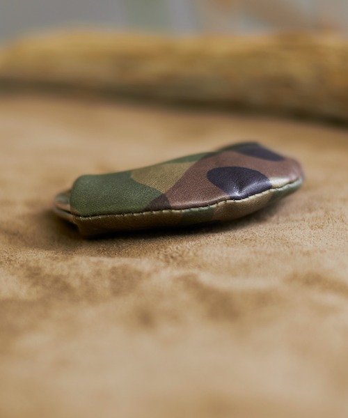 Butler Verner Sails（バトラーヴァーナーセイルス）の「Butler Verner Sails バトラーバーナーセイルズ / イタリアンレザー迷彩 がま口小銭入れ コインケース / JW-2555（コインケース・メンズ・グリーン/キャメル・FREE）」の13枚目の写真