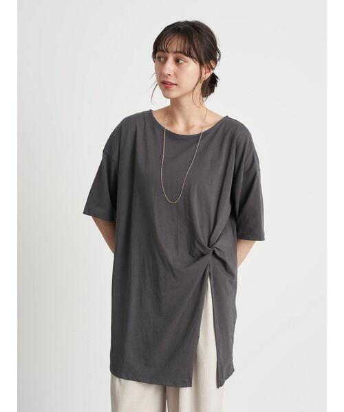 earth music&ecology（アースミュージックアンドエコロジー）の「ドレープカットチュニック　＊（Tシャツ/カットソー・レディース・チャコールグレー/ホワイト系その他2/ピンクベージュ・FREE）」の4枚目の写真