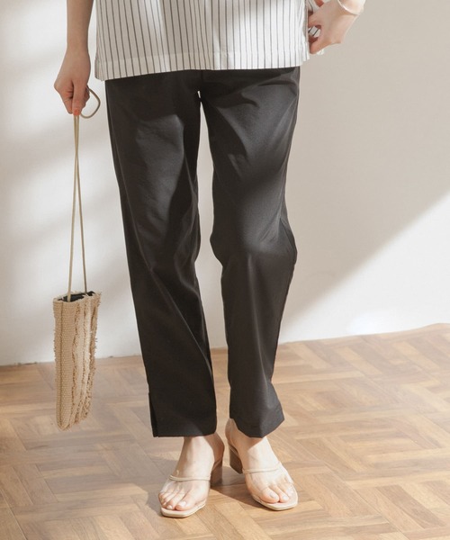 FORK&SPOON(フォークアンドスプーン)の「FORK&SPOON ストレッチイージーサイドスリットパンツ(その他パンツ・レディース・ブラック/カーキ・1/2)」の12枚目の写真