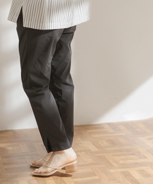 FORK&SPOON(フォークアンドスプーン)の「FORK&SPOON ストレッチイージーサイドスリットパンツ(その他パンツ・レディース・ブラック/カーキ・1/2)」の13枚目の写真