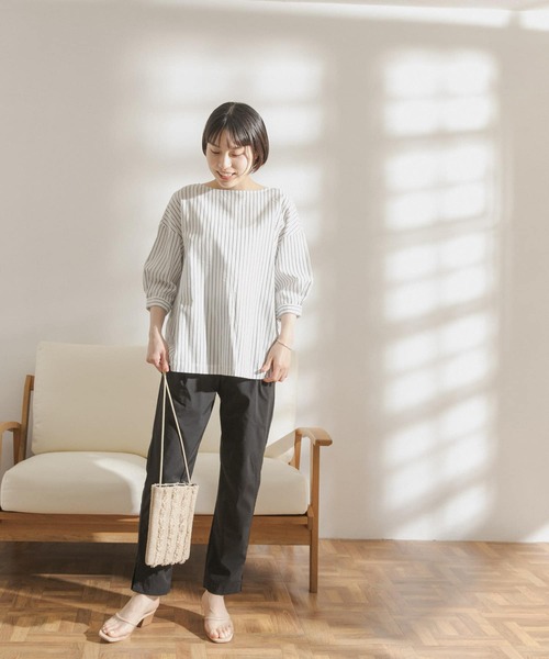 FORK&SPOON(フォークアンドスプーン)の「FORK&SPOON ストレッチイージーサイドスリットパンツ(その他パンツ・レディース・ブラック/カーキ・1/2)」の17枚目の写真