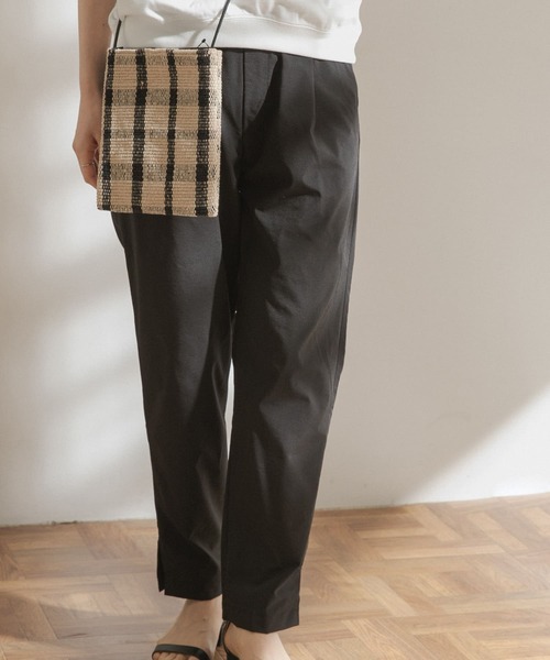 FORK&SPOON(フォークアンドスプーン)の「FORK&SPOON ストレッチイージーサイドスリットパンツ(その他パンツ・レディース・ブラック/カーキ・1/2)」の18枚目の写真