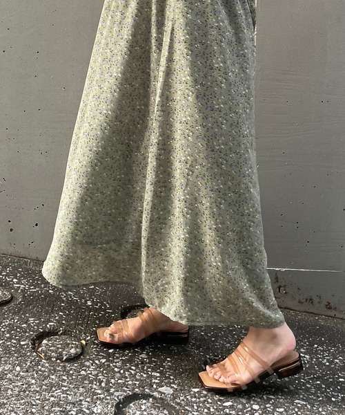 AS KNOW AS PINKY（アズノゥアズピンキー）の「クリアなチューブミュール（サンダル・レディース・シルバー/ブラウン系その他・M/L）」の2枚目の写真