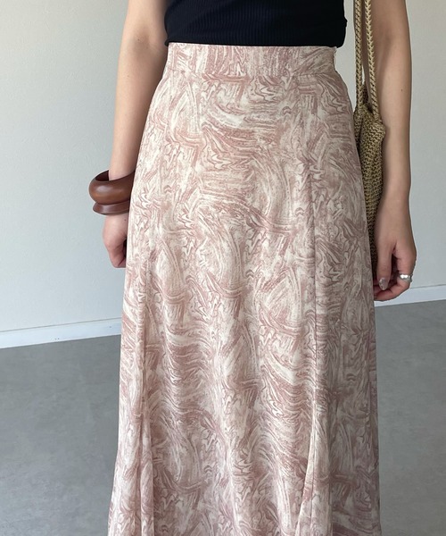 y/m by misato（イムバイミサト）の「マーブル柄マーメイドスカート（スカート・レディース・オレンジ/グリーン・FREE）」の9枚目の写真