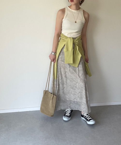 y/m by misato（イムバイミサト）の「マーブル柄マーメイドスカート（スカート・レディース・オレンジ/グリーン・FREE）」の4枚目の写真