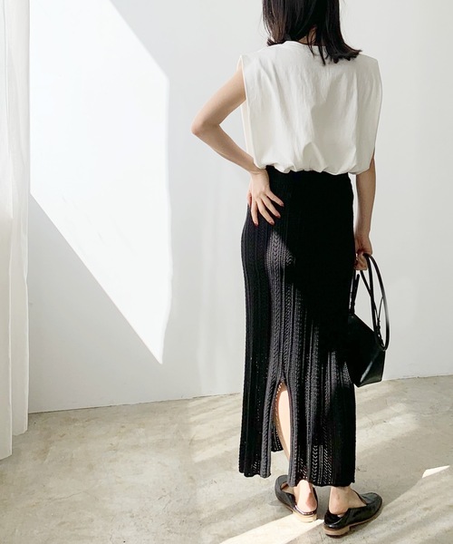 LIAN(リアン)の「天竺フレンチスリーブTシャツ(Tシャツ/カットソー・レディース・ライトベージュ/オフホワイト/ブラウン/ブラック/グリーン/オレンジ/ピンク/ネイビー/カーキ・FREE)」の11枚目の写真