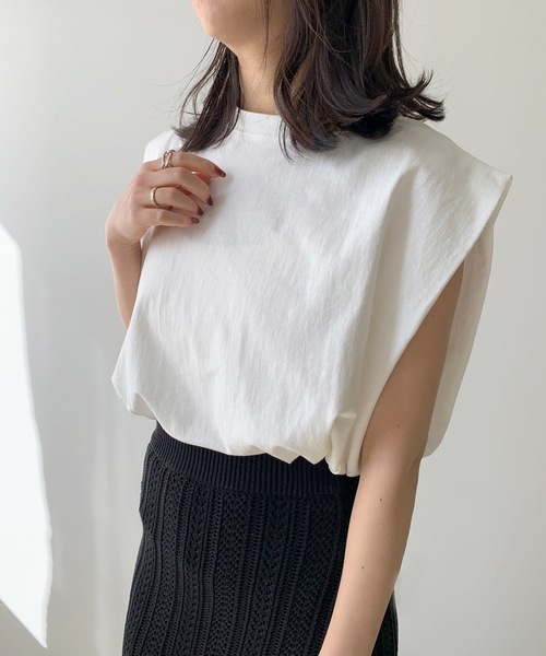 LIAN(リアン)の「天竺フレンチスリーブTシャツ(Tシャツ/カットソー・レディース・ライトベージュ/オフホワイト/ブラウン/ブラック/グリーン/オレンジ/ピンク/ネイビー/カーキ・FREE)」の13枚目の写真