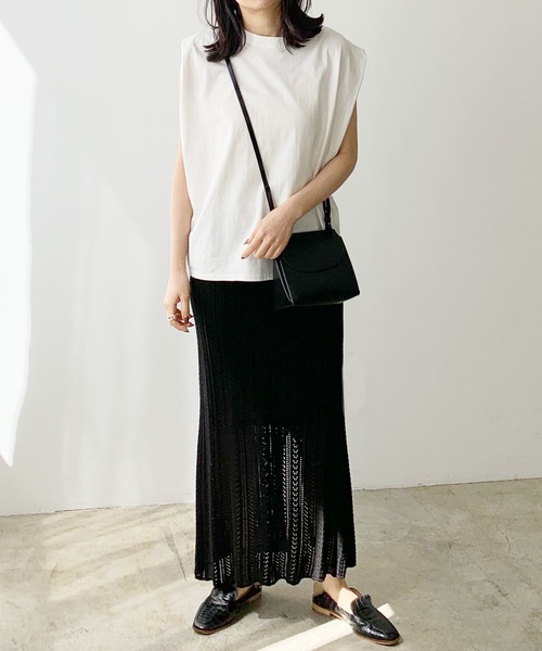 LIAN(リアン)の「天竺フレンチスリーブTシャツ(Tシャツ/カットソー・レディース・ライトベージュ/オフホワイト/ブラウン/ブラック/グリーン/オレンジ/ピンク/ネイビー/カーキ・FREE)」の14枚目の写真