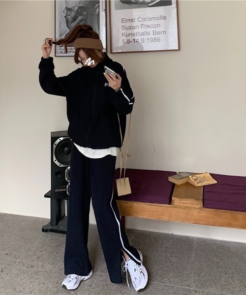 HALEY PESCA(ヘーリーペスカ)の「HALEY PESCA/ラインジャージセットアップ(セットアップ・レディース・グレー/ブラック・FREE)」の15枚目の写真