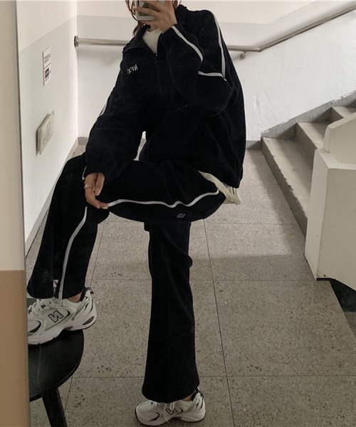 HALEY PESCA(ヘーリーペスカ)の「HALEY PESCA/ラインジャージセットアップ(セットアップ・レディース・グレー/ブラック・FREE)」の19枚目の写真