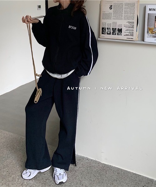 HALEY PESCA(ヘーリーペスカ)の「HALEY PESCA/ラインジャージセットアップ(セットアップ・レディース・グレー/ブラック・FREE)」の4枚目の写真