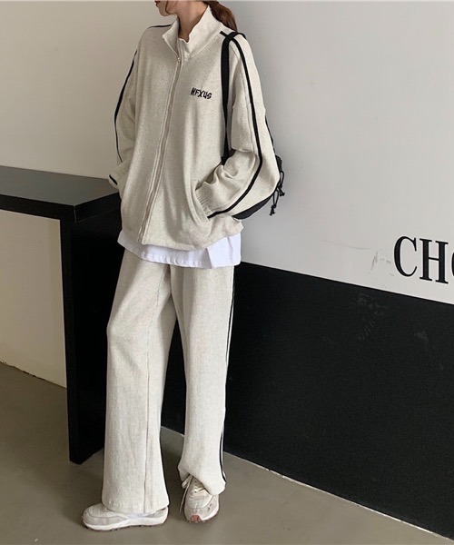 HALEY PESCA(ヘーリーペスカ)の「HALEY PESCA/ラインジャージセットアップ(セットアップ・レディース・グレー/ブラック・FREE)」の20枚目の写真