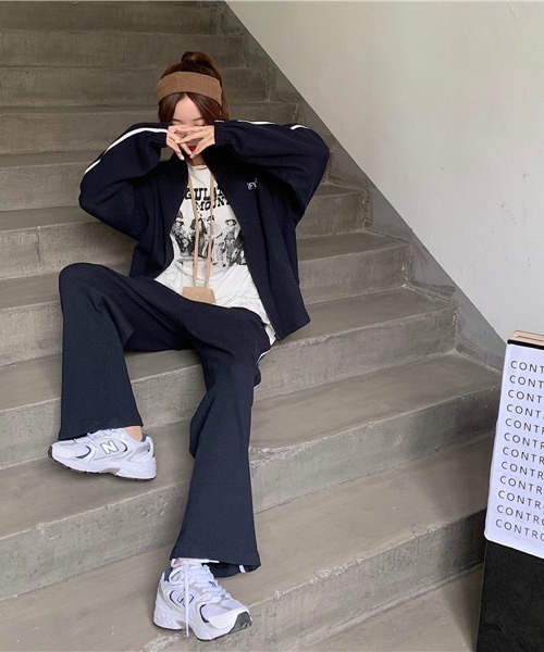 HALEY PESCA(ヘーリーペスカ)の「HALEY PESCA/ラインジャージセットアップ(セットアップ・レディース・グレー/ブラック・FREE)」の17枚目の写真