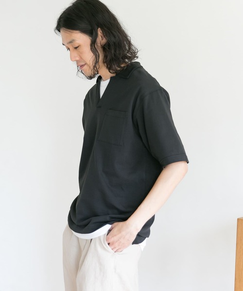 URBAN RESEARCH DOORS(アーバンリサーチドアーズ)の「スキッパーシャツ(Tシャツ/カットソー・メンズ・ブラック/ベージュ系その他・38/40)」の2枚目の写真