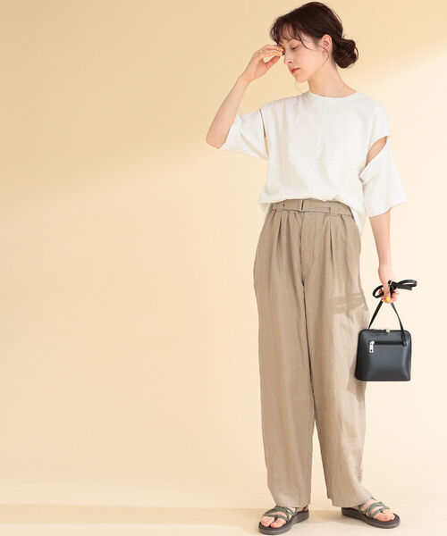 Ray BEAMS（レイビームス）の「Ray BEAMS / 2way スリット スリーブ Tシャツ（Tシャツ/カットソー・レディース・ホワイト/ブラック/ピンク・ONE SIZE）」の6枚目の写真