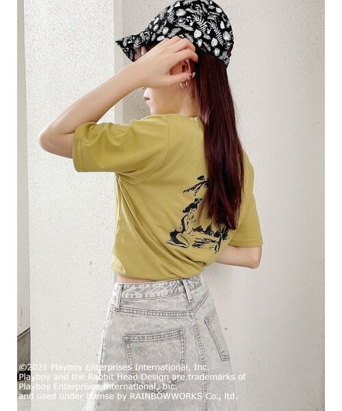 PLAYBOY（プレイボーイ）の「PLAYBOY CALIFORNIA BEACH BUNNY ポケットTシャツ（Tシャツ/カットソー・レディース・オフホワイト/ベージュ/マスタード・FREE）」の6枚目の写真