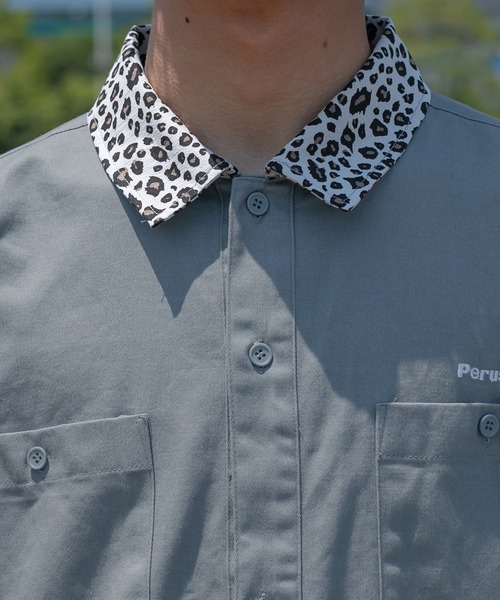 Perushu（ペルーシュ）の「レオパード柄クレリックシャツ（シャツ/ブラウス・メンズ・グレイッシュブルー/チャコールグレー・MEDIUM/LARGE）」の14枚目の写真