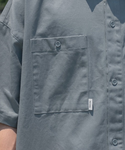 Perushu（ペルーシュ）の「レオパード柄クレリックシャツ（シャツ/ブラウス・メンズ・グレイッシュブルー/チャコールグレー・MEDIUM/LARGE）」の9枚目の写真